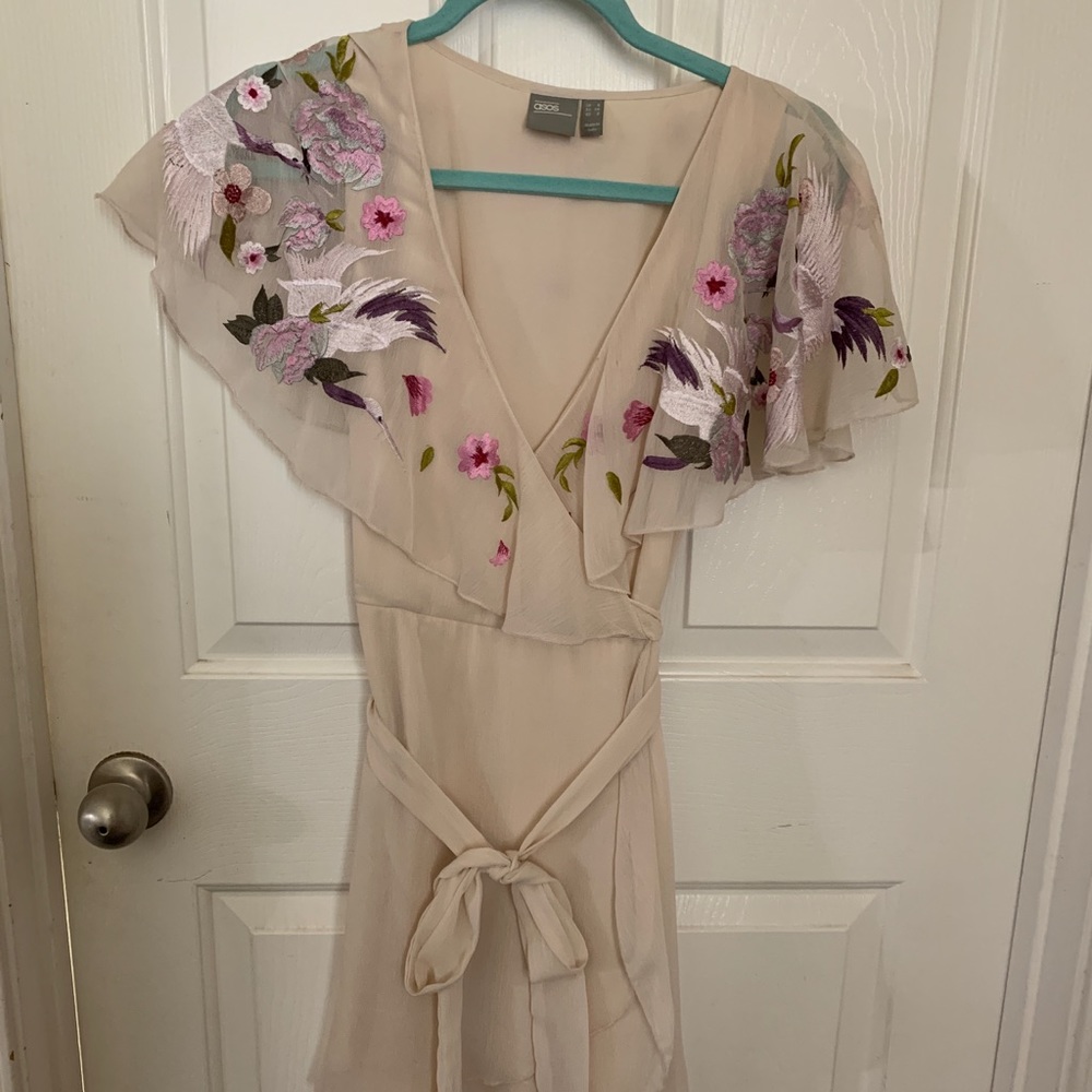 ASOS Flow dress (Light White)